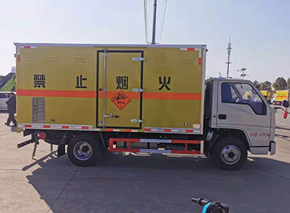 通许爆破器材运输车